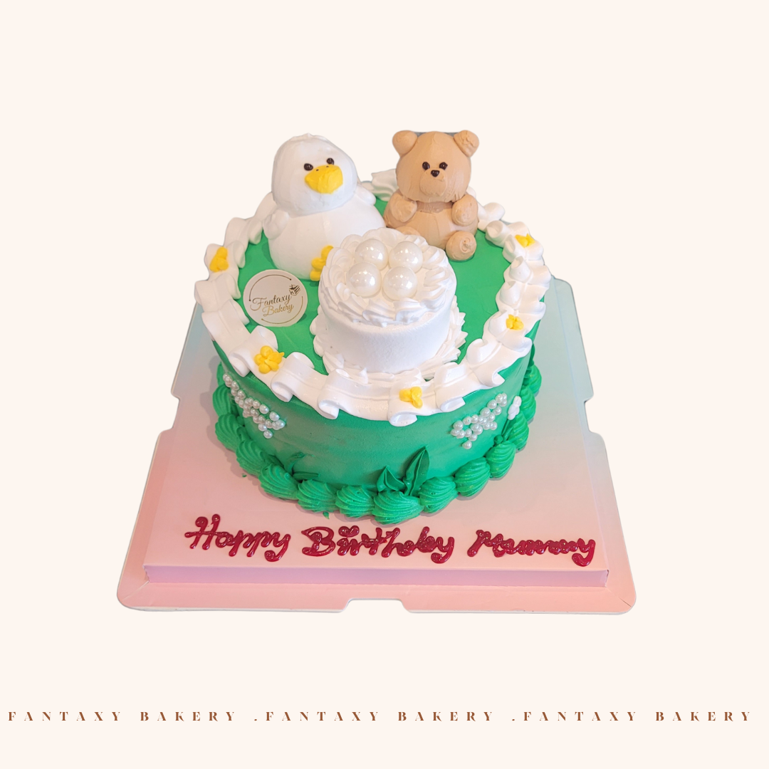 Bear Pearl Paradise Cake