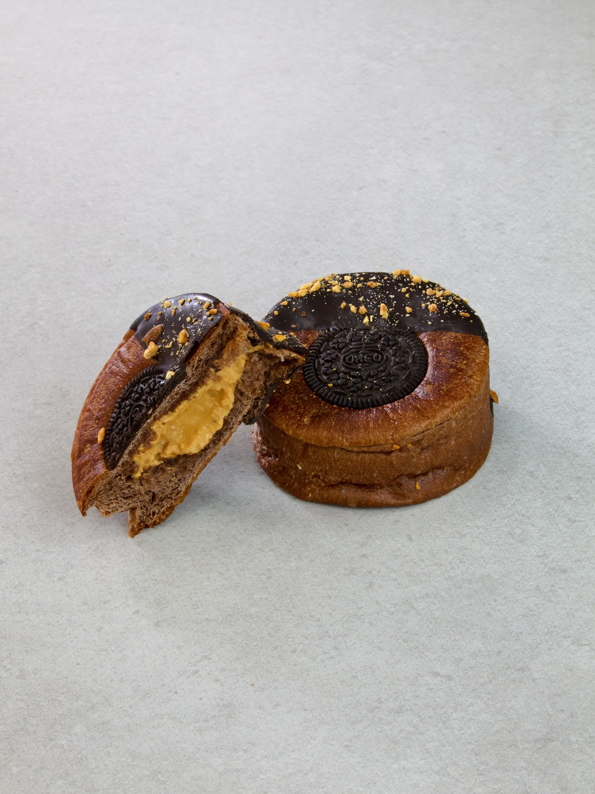 Chocolate Peanut Bun