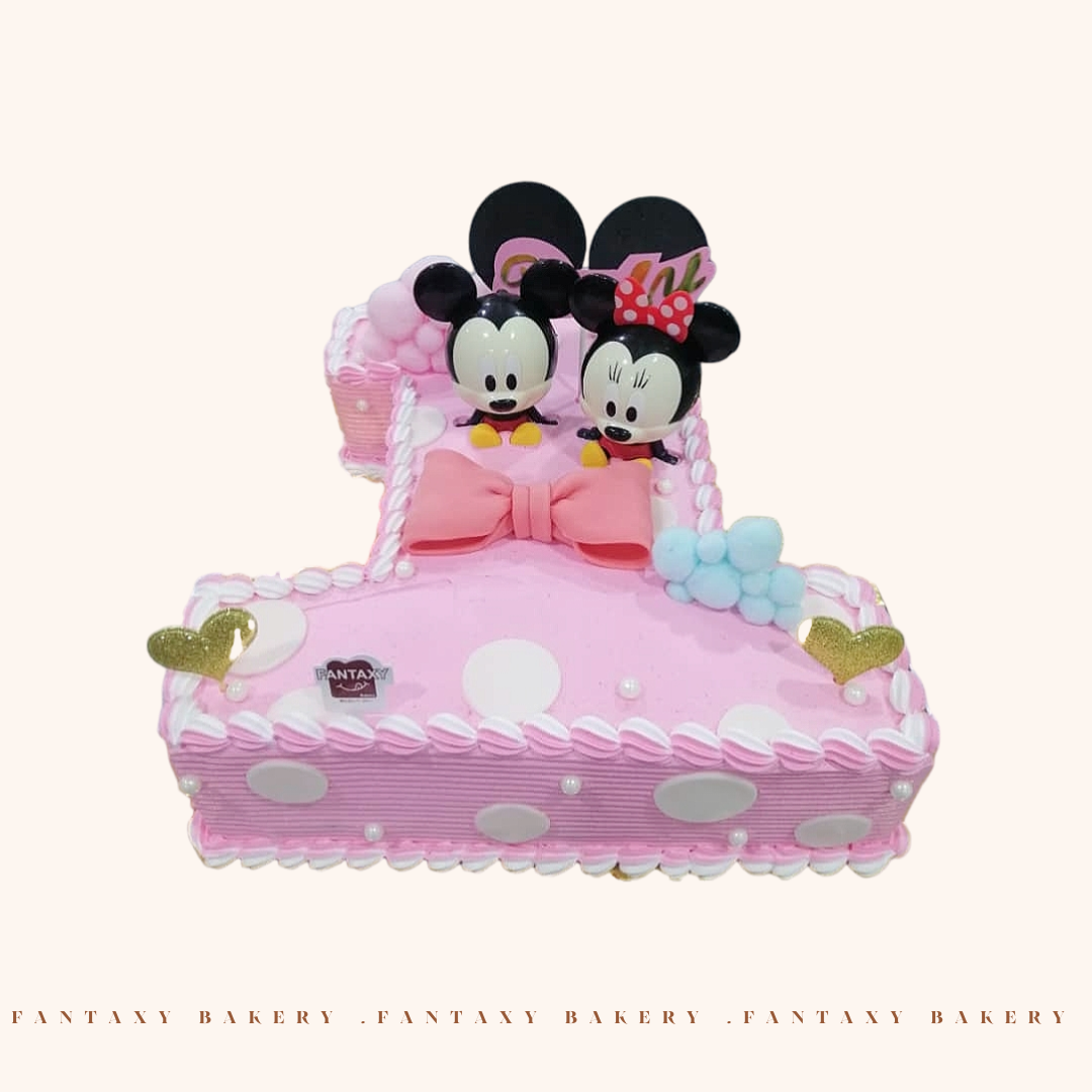 Disney’s Baby Mickey Mouse Cake