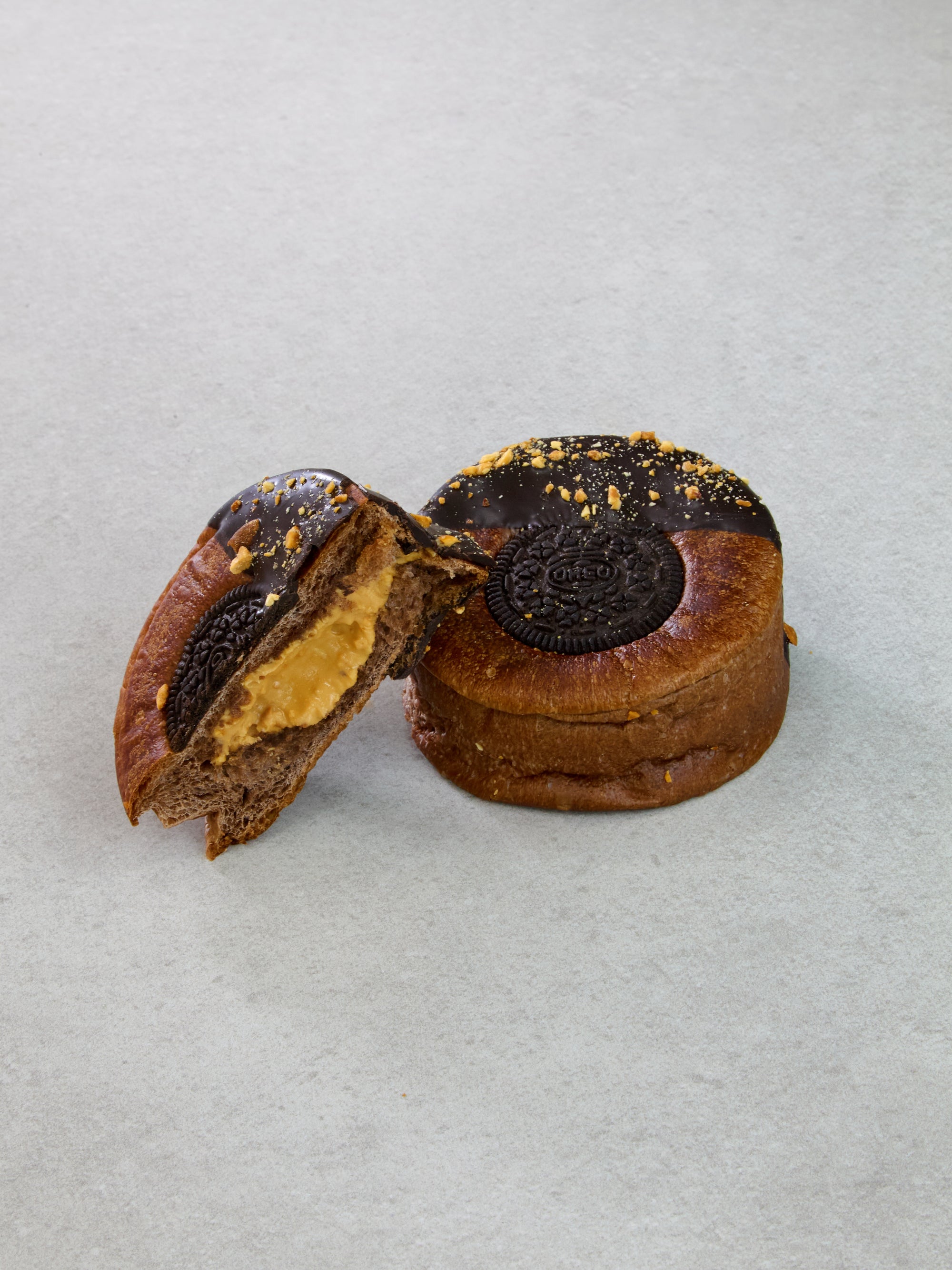 Chocolate Peanut Bun