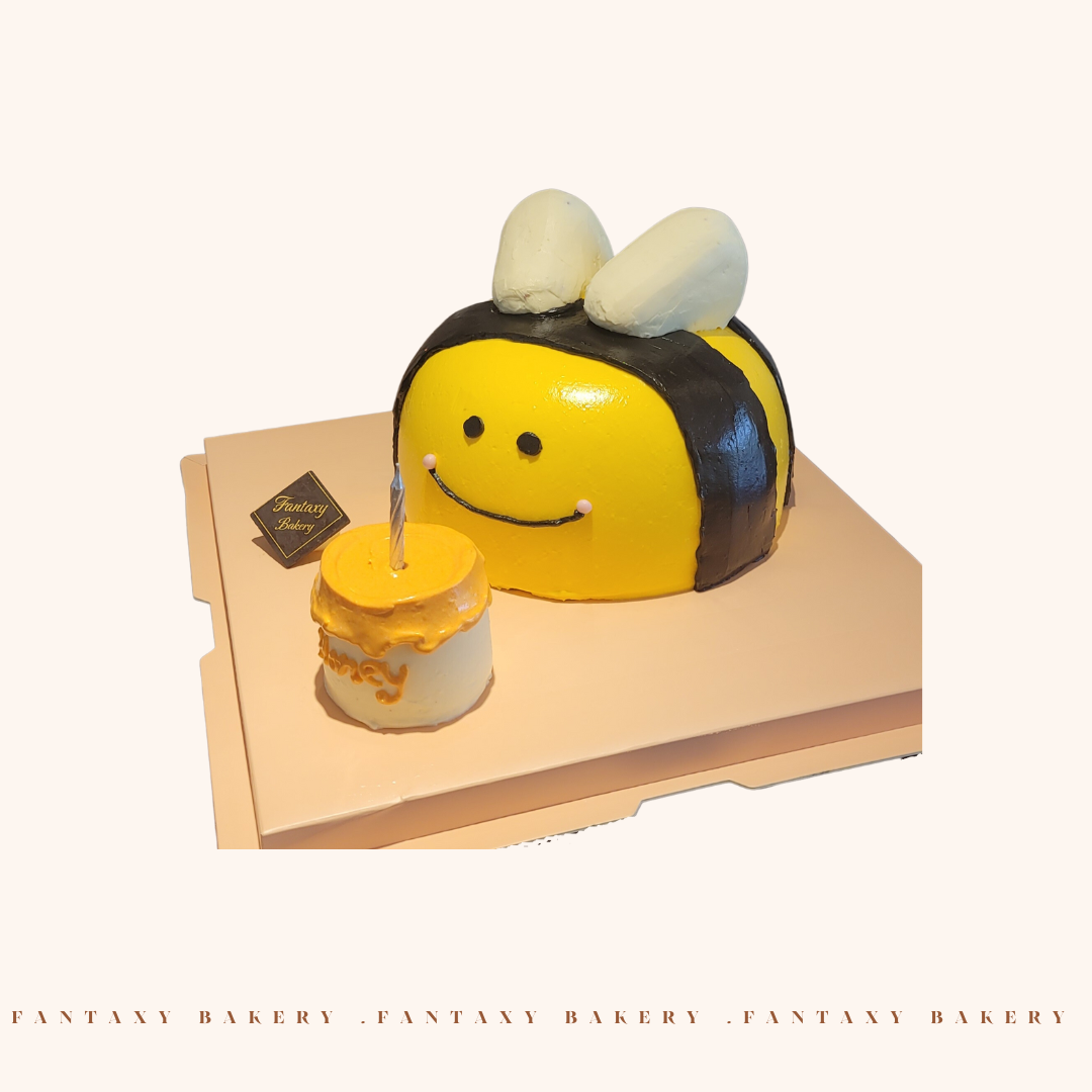 Little Bee Cake