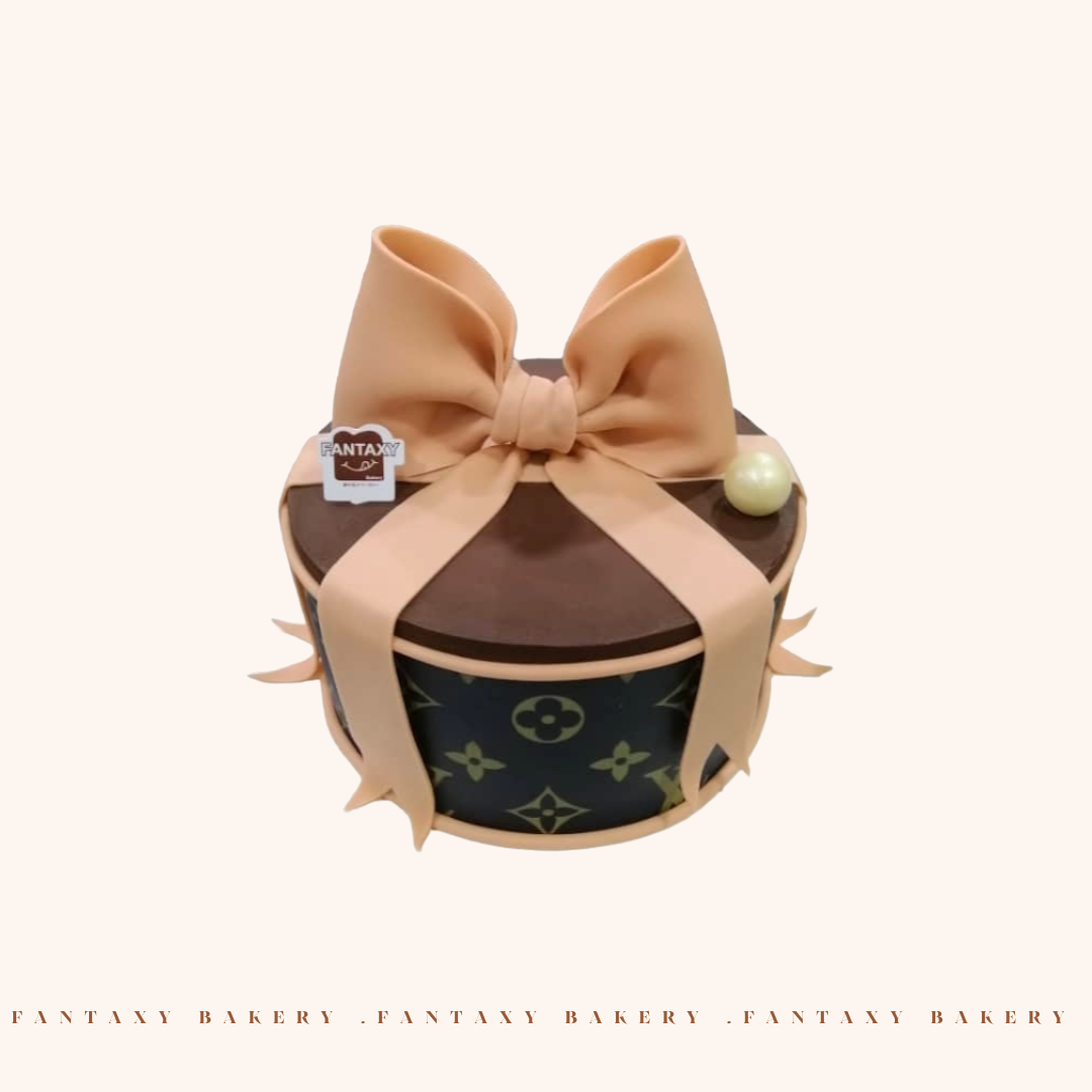 Luxury LV Fondant Cake